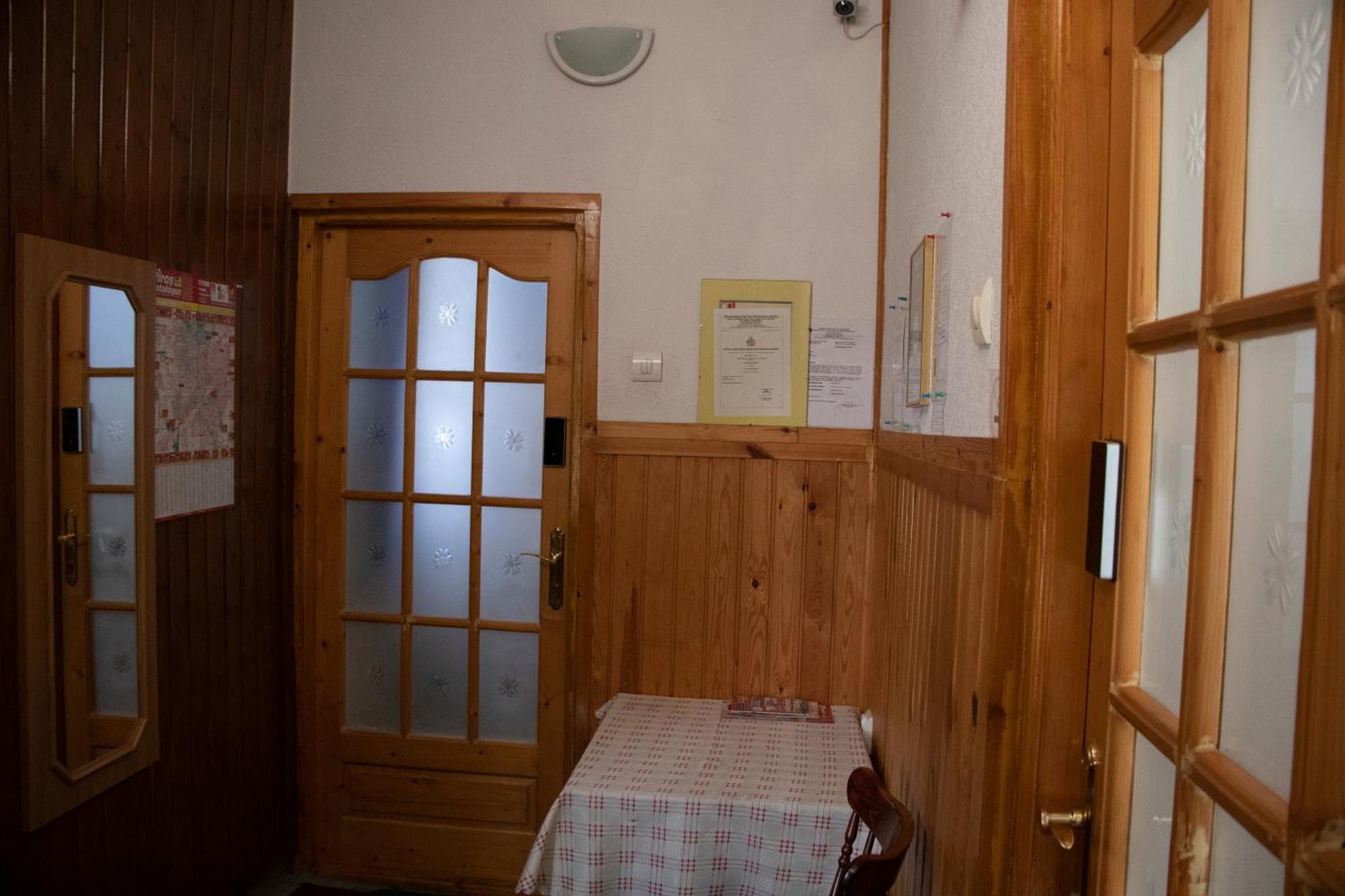 Civis Debrecen Hostel מראה חיצוני תמונה